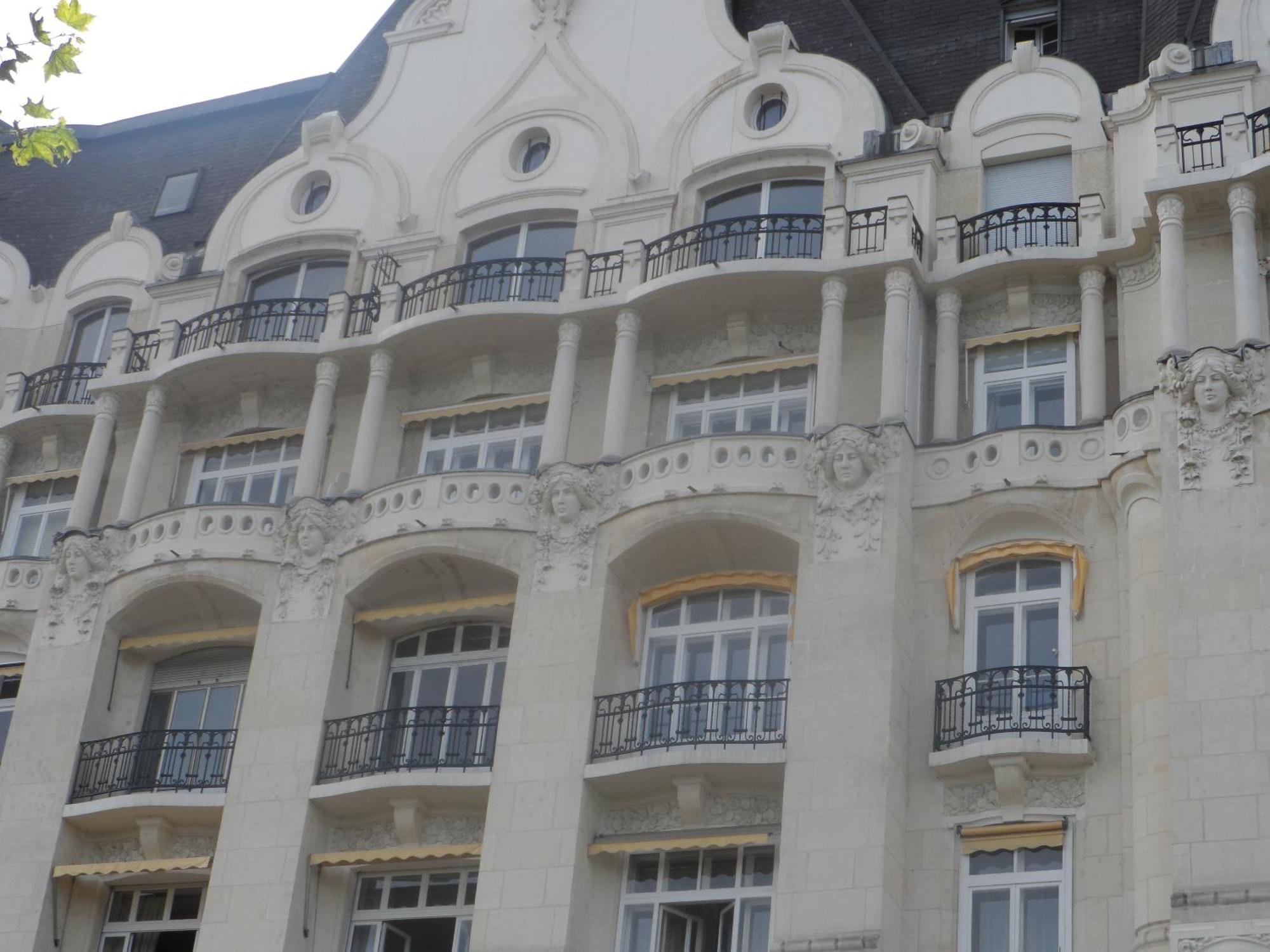 Cheap Booking Rooms L'Hospitalet de Llobregat Ngoại thất bức ảnh